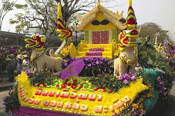 Фестиваль цветов в Чиангмае. Таиланд, Чиангмай. Турфирма ТАЛОРА.