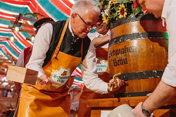 CANNSTATTER VOLKFEST. Германия, Штутгарт. Турфирма ТАЛОРА.