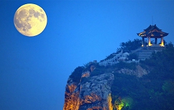 Праздник осеннего полнолуния в Китае. Турфирма ТАЛОРА.