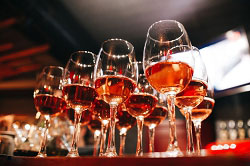 Винный фестиваль «Vino e.…». Италия, Пьемонт, Нейве. Турфирма ТАЛОРА.
