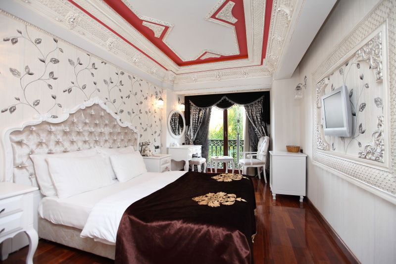 DELUXE GOLDEN HORN SULTANAHMET HOTEL. Бронирование. Стоимость.